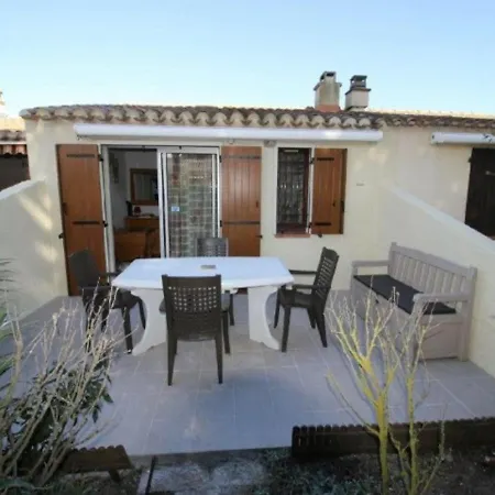 Дом отдыха T2 Climatisee Avec Terrasse Dans La Pinede - Fr-1-607-87 Агд