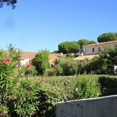 T2 Climatisee Avec Terrasse Dans La Pinede - Fr-1-607-87