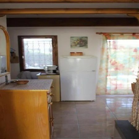 Дом отдыха T2 Climatisee Avec Terrasse Dans La Pinede - Fr-1-607-87 *