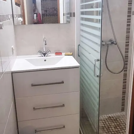 Дом отдыха T2 Climatisee Avec Terrasse Dans La Pinede - Fr-1-607-87 *